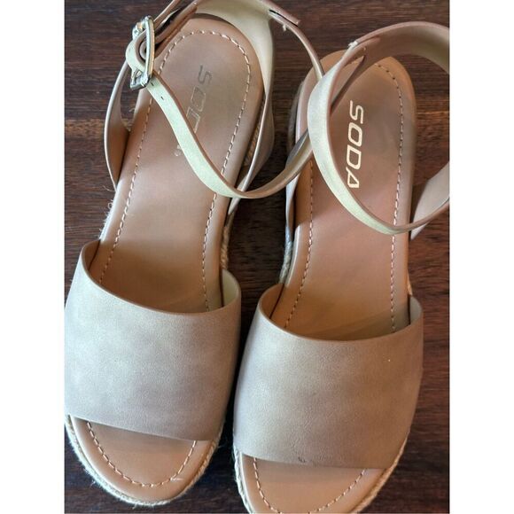 Soda Topic Ankle Strap Flatform Espadrilles - Picture 5 of 7